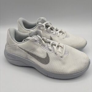 Nike Women's Flex Experience Run 11 Shoes White/Pure Platinum DH8254-100 Sz 8w